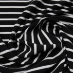 Tissu au mètre  Polyester en 115cm noir et blanc  n° 775