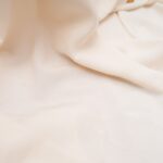 Au mètre, soyeux voile de viscose couleur crème Haut de gamme en 150cm n°10923
