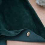 Au mètre, tissu doudou VERT SAPIN COTON Polyester en 175cm n°11118