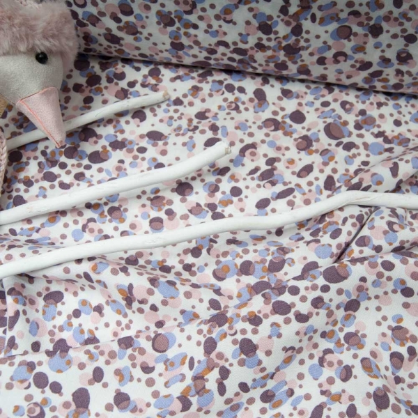 belle Viscose fond blanc point mauve et rose