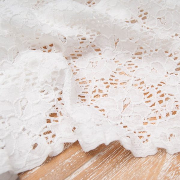 dentelle stretch écrue polyester et polyamide