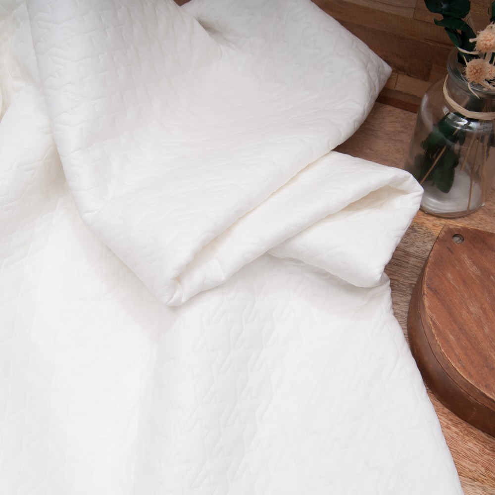 doublure type "matelassée" blanche polyamide