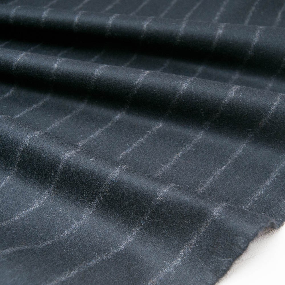 drap de laine noir lourd rayure craie
