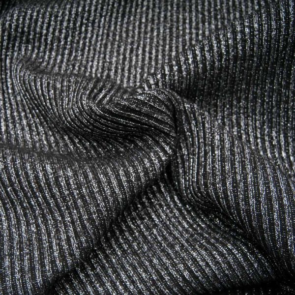 maille style Bord côtes noir et Lurex argent