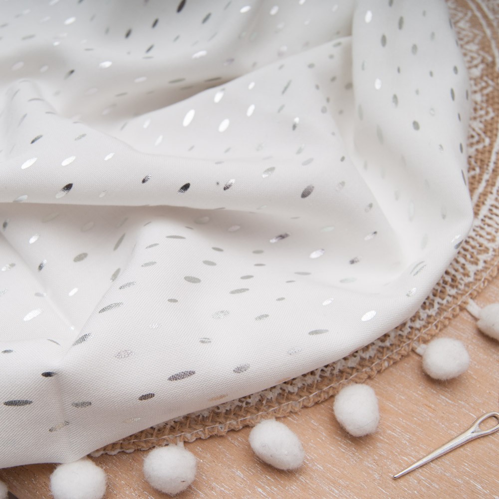 viscose blanche avec trait argenté brillant