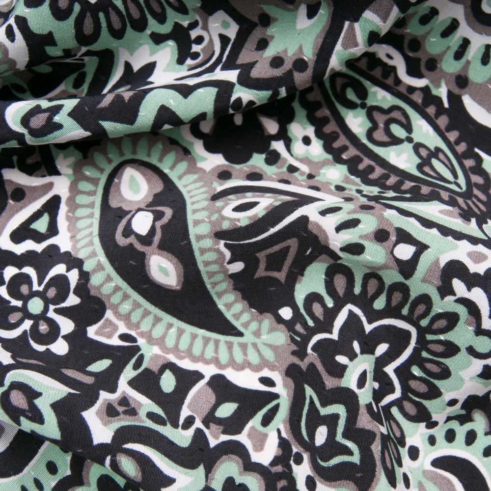 viscose vert amande, imprimé cachemire noir et blanc, petit trait argenté ( IKKS)