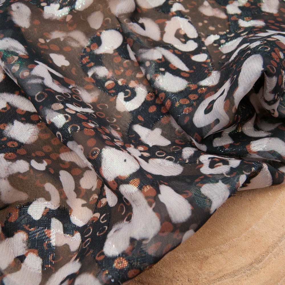 voile polyester kaki marron imprimé léopard effet irisé
