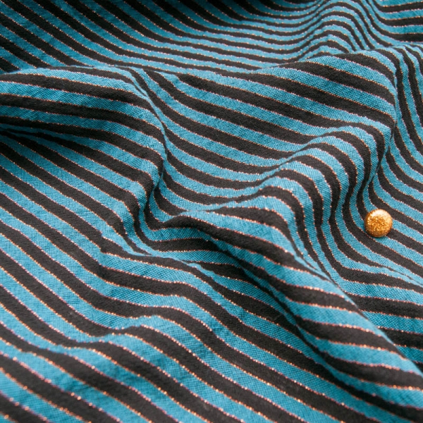 Coupon COTON crépon fond turquoise foncé, rayé noir et lurex cuivre 1m50