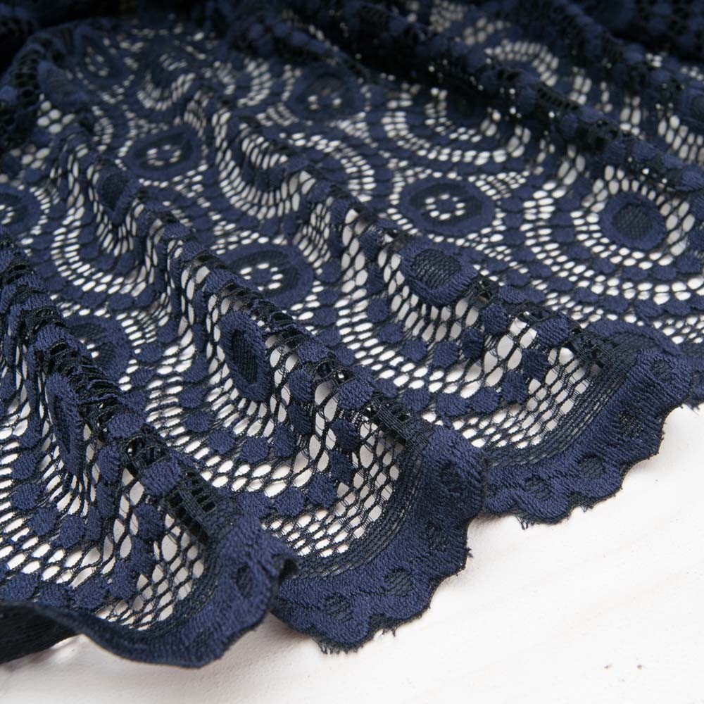 Dentelle bleu marine stretch festonnée polyamide lycra