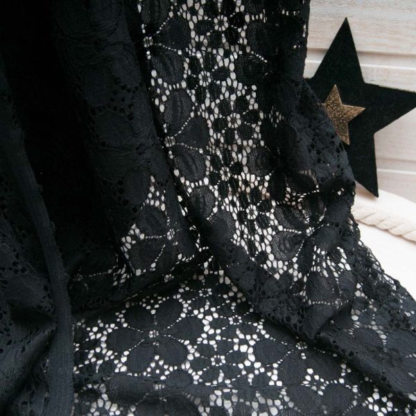 Tissu Dentelle NOIRE Fleur stretch polyester lycra