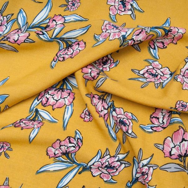 Tissu viscose Coton fond moutarde fleur rose
