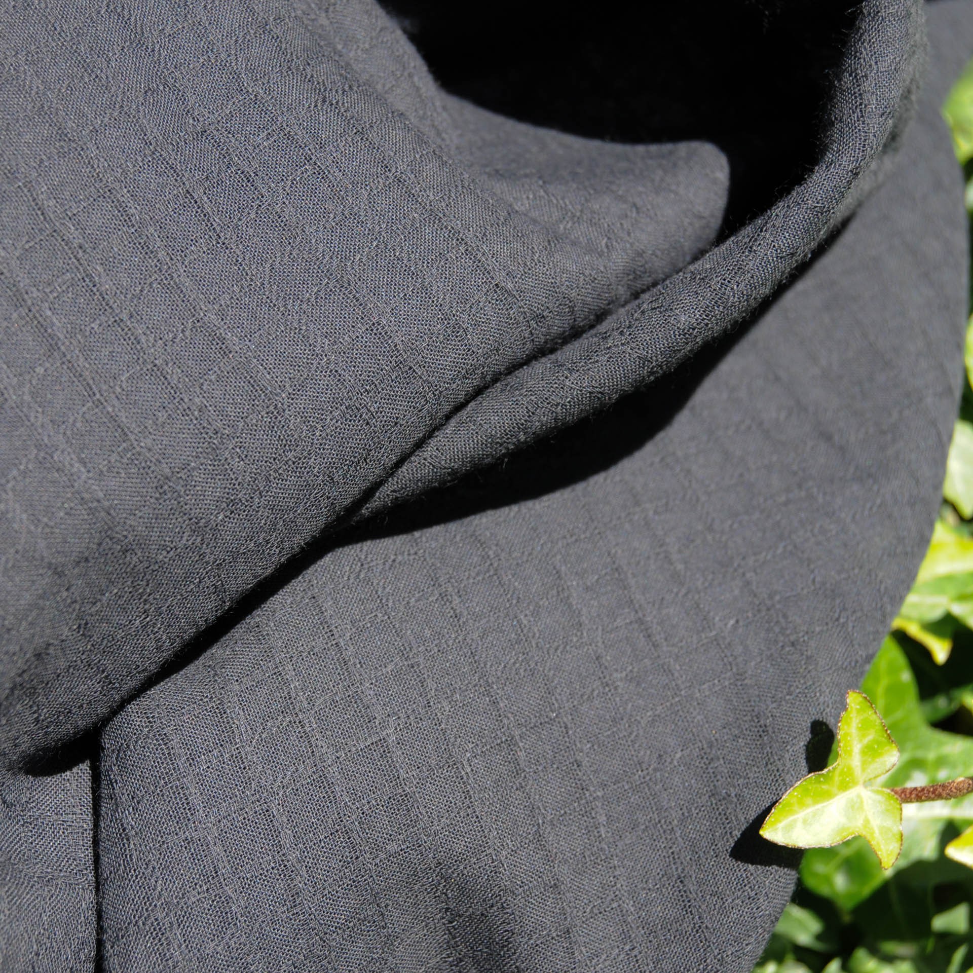 Tissu Voile de coton tissage mini carrés en Noir