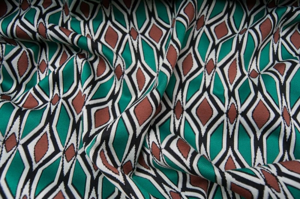 Tissu Maille Jacquard Polyviscose motif losange vert et marron
